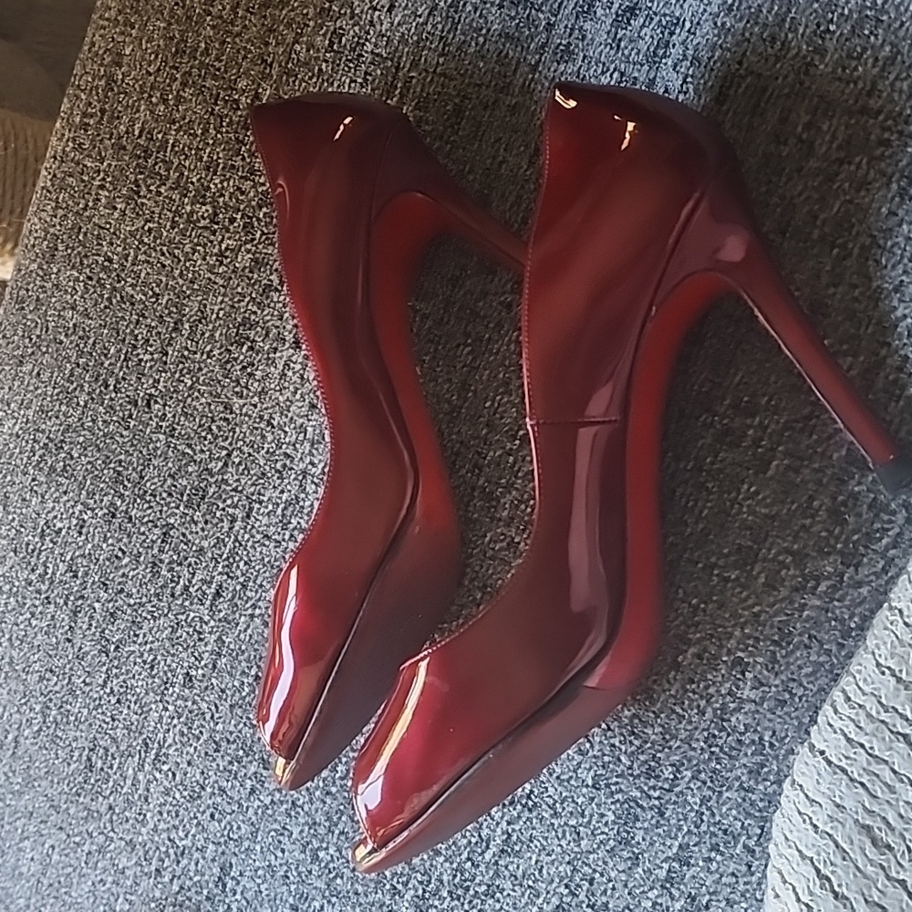 Christian Louboutin, You You peep toe - Picture 3 of 12
